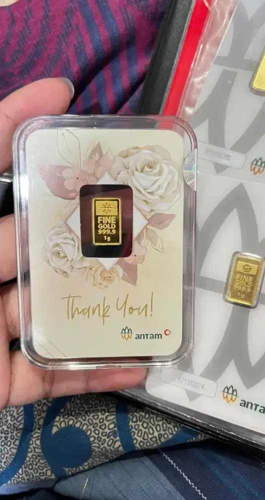 Jual LM Antam + Gift Series Antam