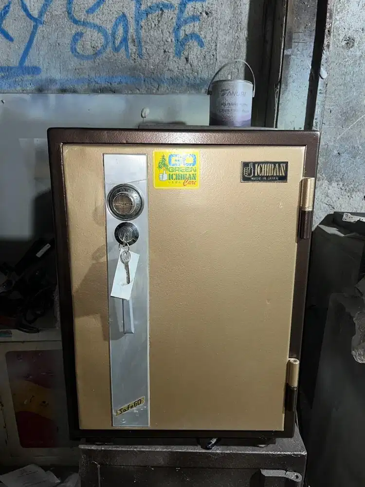 Brankas/Brangkas Ichiban HSC-60A