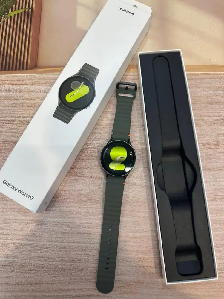Samsung Galaxy Watch 7 44mm Green Lengkap