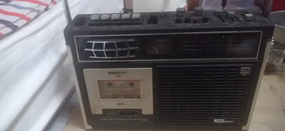 Radio jadul JVC nivico