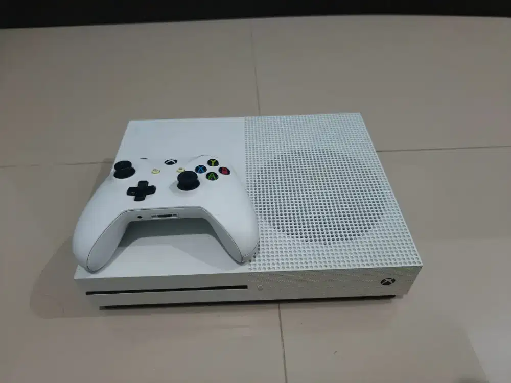 Xbox one S 1 TB