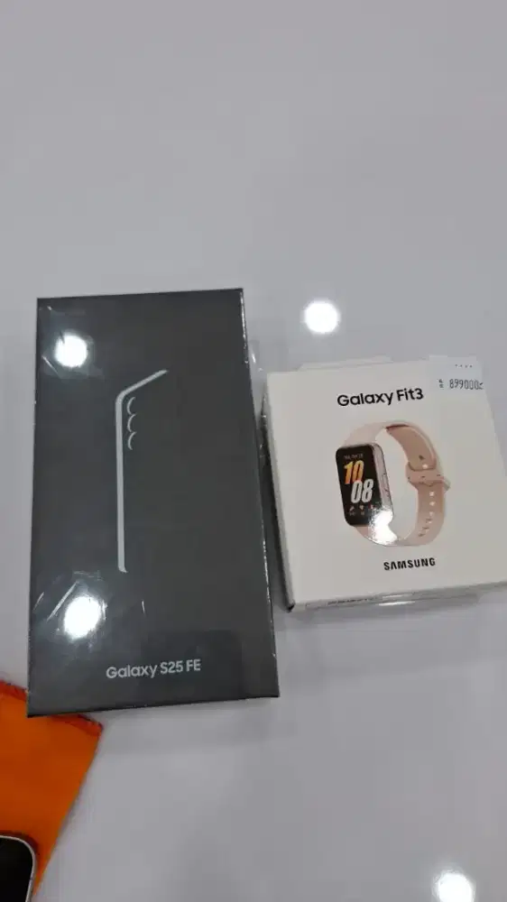 SAMSUNG GALAXY S25 FE