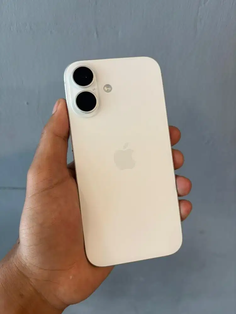 iPhone 16 Basic White 128 iBox
