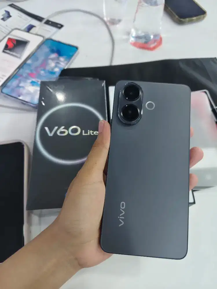 NEW READY VIVO V60LITE 256 GB KREDIT SYARAT KTP AJA