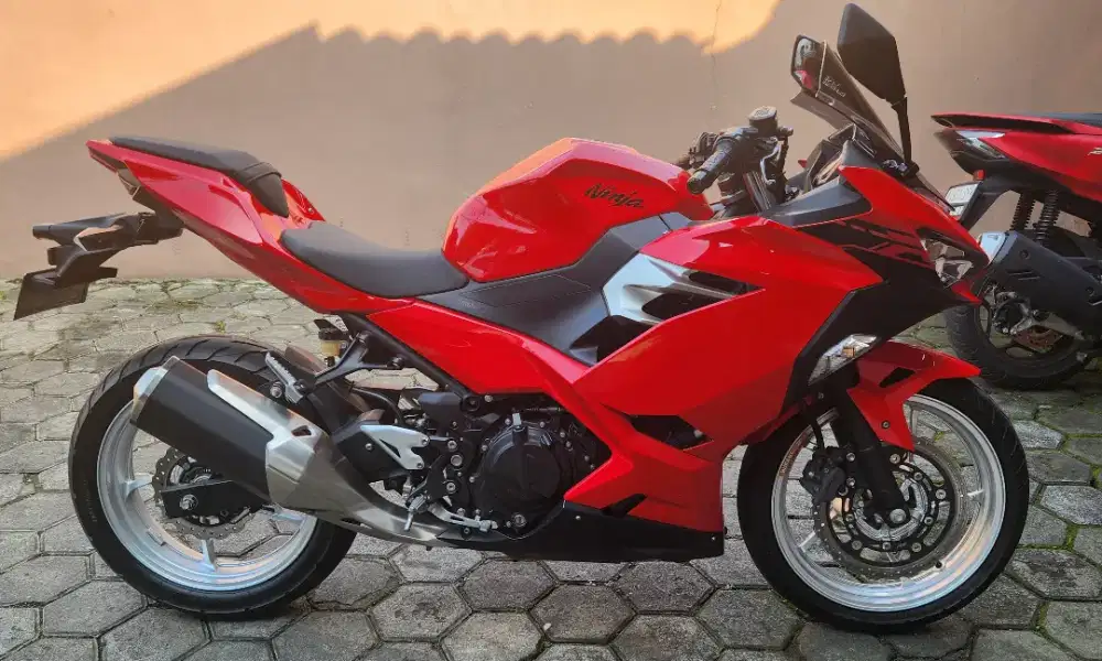 Kawasaki New Ninja 250 FI dijual
