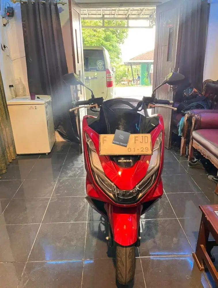 Honda pcx 160 tahun 2023