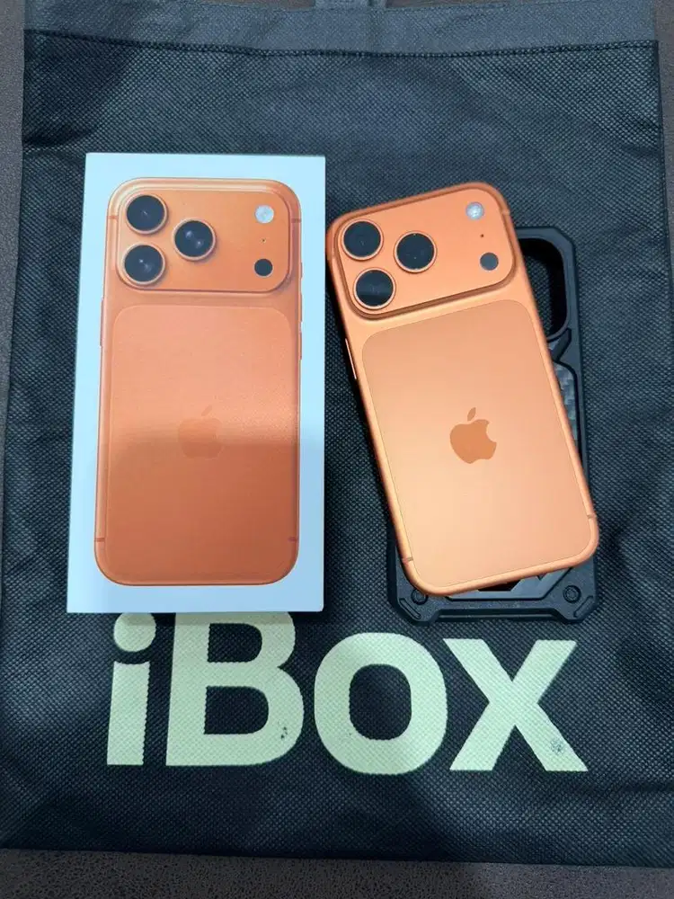 iPhone 17 Pro 256GB Cosmic Orange iBOX Sebulan
