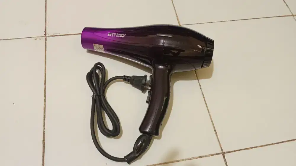 Pengering Rambut Hair Dryer