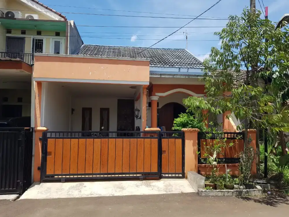Rumah tinggal siap huni full renov di Cluster Akasia Citra Indah City