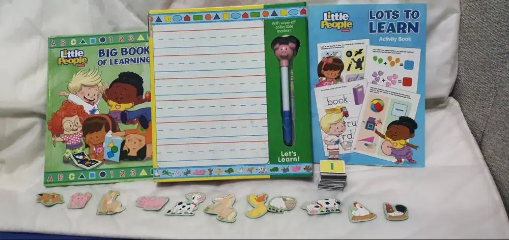 Big learning books and magnetic learning activities