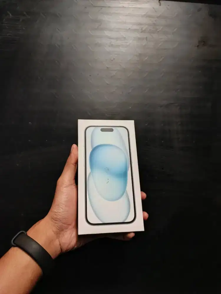 Iphone 15 128gb blue/black garansi resmi ibox