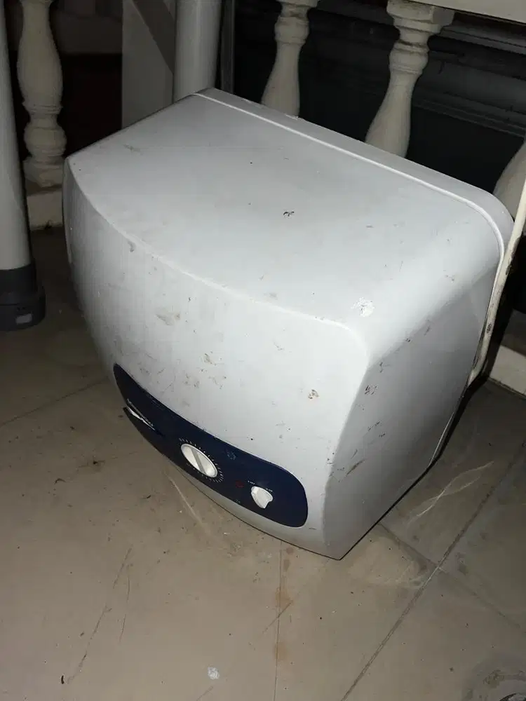 KRISBOW Water Heater Pemanas Air 30L