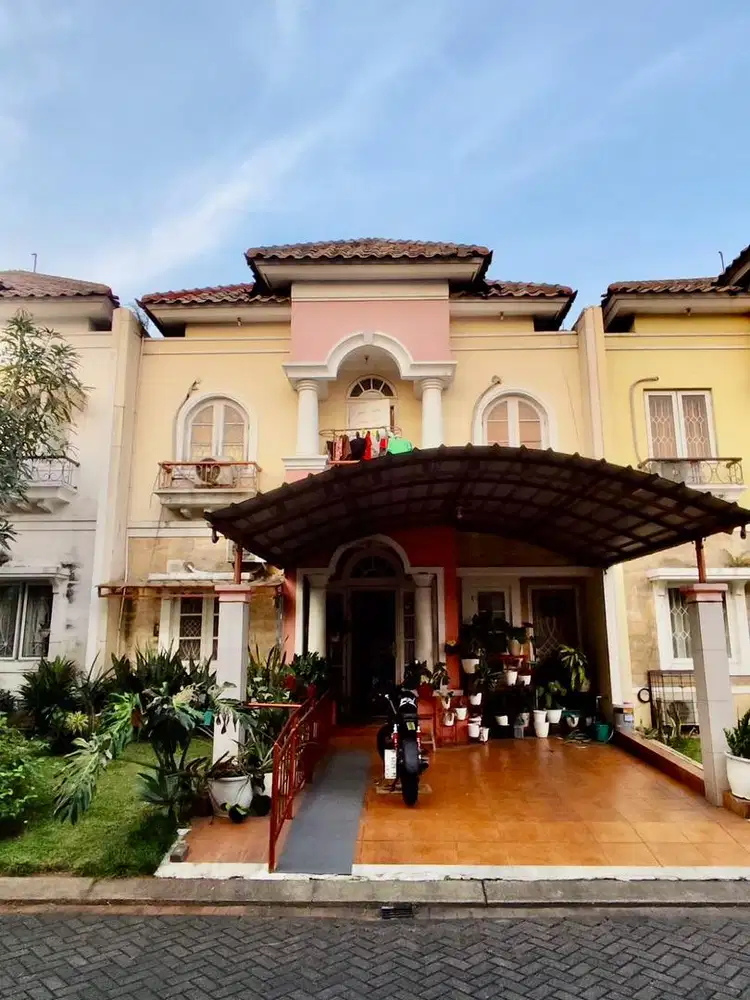 Dijual rumah 2 lantai di Raffles Hills cibubur deket dengan mall TSM