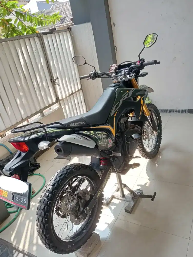 Honda CRF 150L Hijau Army Tangan Pertama