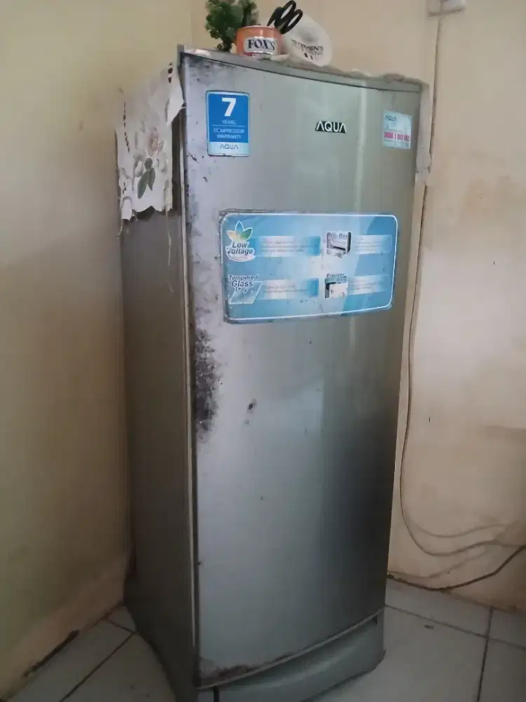 Kulkas 1 pintu merk aqua