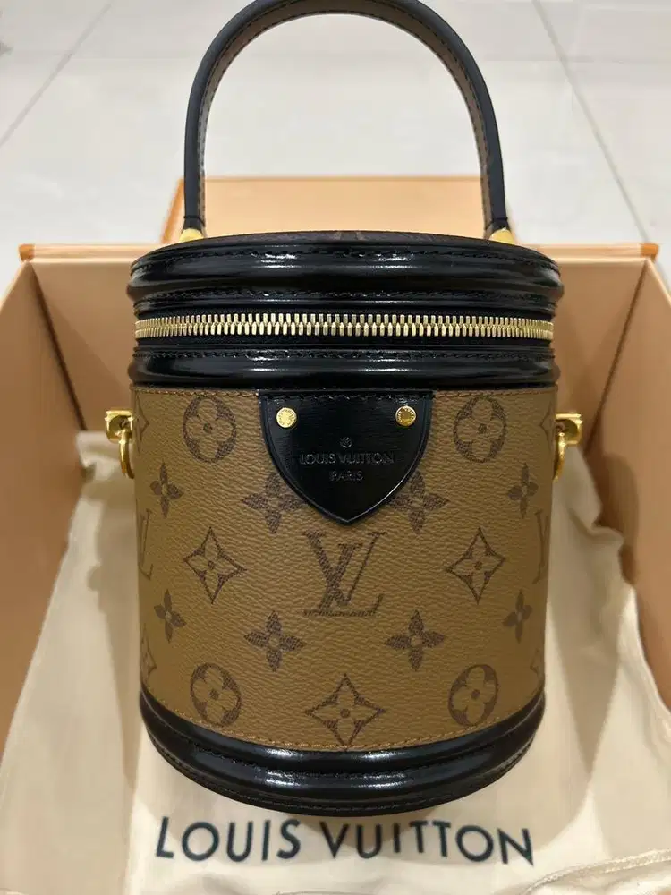 LV Cans Reverse Monogram
