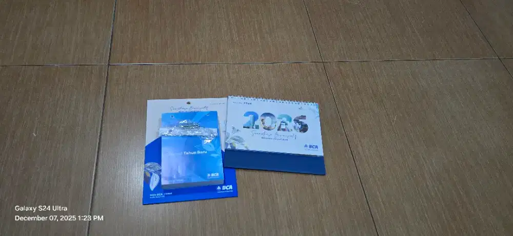 Kalender BCA 2026 (harian+meja)