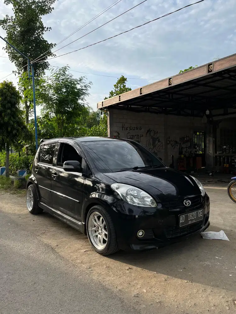 Daihatsu Sirion 2010 Bensin