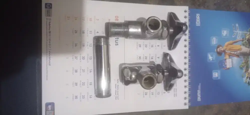 Kran cabang untuk closet toto