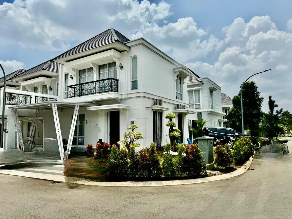 Di jual butuh rumah 2 lantai terawat semi furnish siap huni