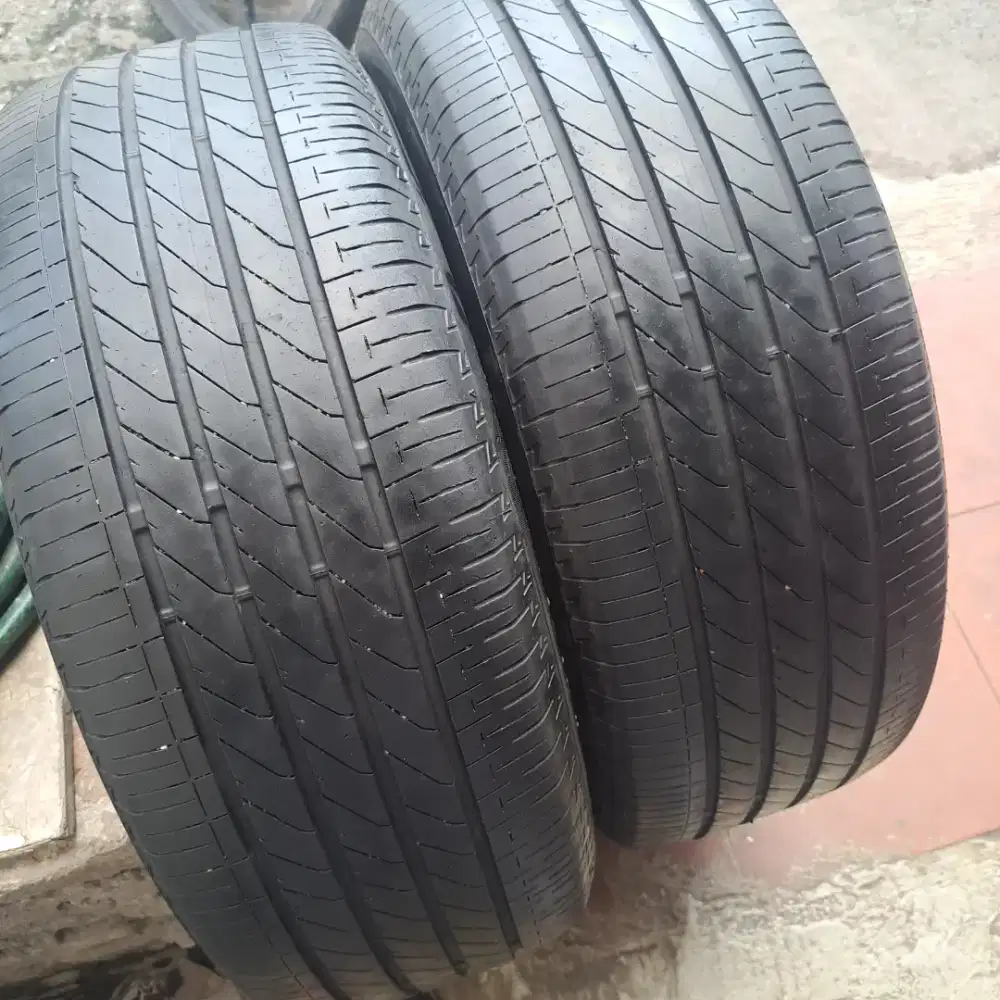 Ban 215 55 17 btidgestone turanza ring 17