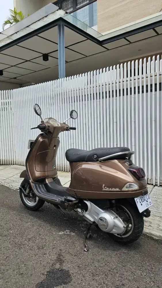 Vespa LX 150 Pajak Hidup