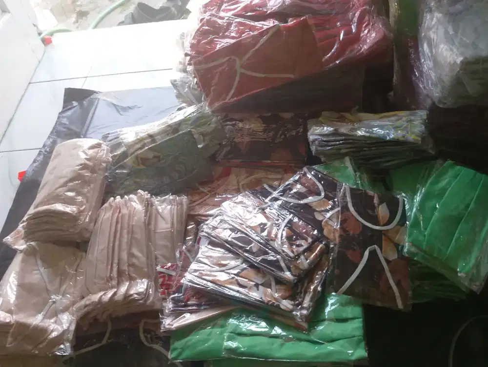 Masker hijab, dan non hijab