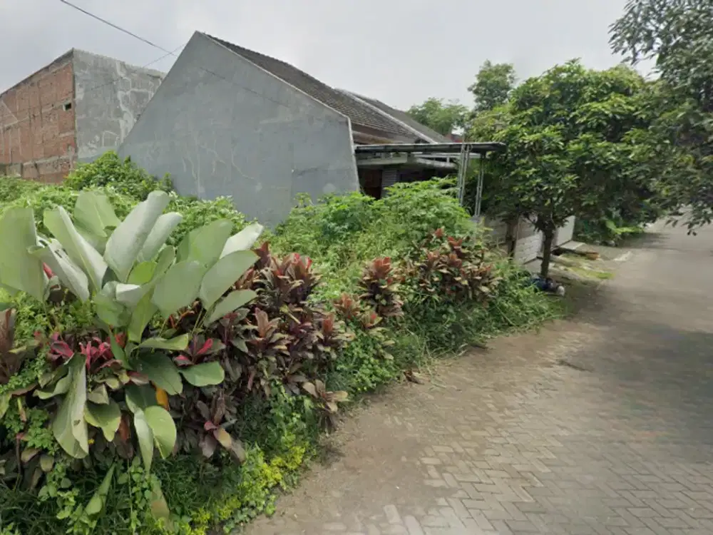 Tanah dijual lt300 teluk etna taspen depag plasa araya RSmedika blimbing Malang