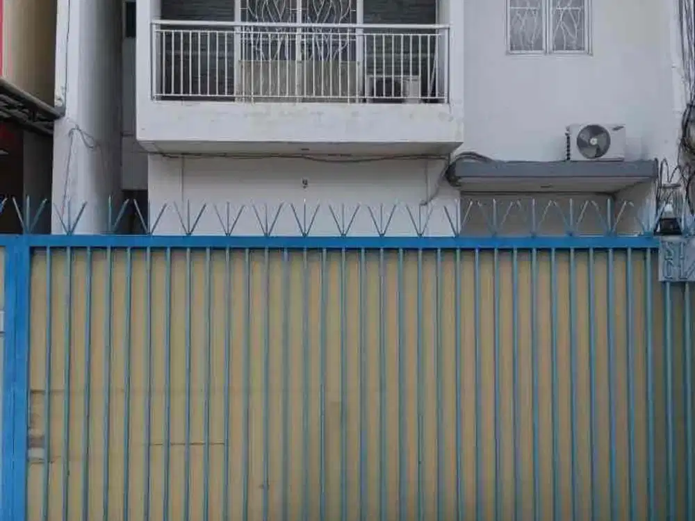 Rumah di jl strategi, Kav Hankam Joglo Jakarta barat