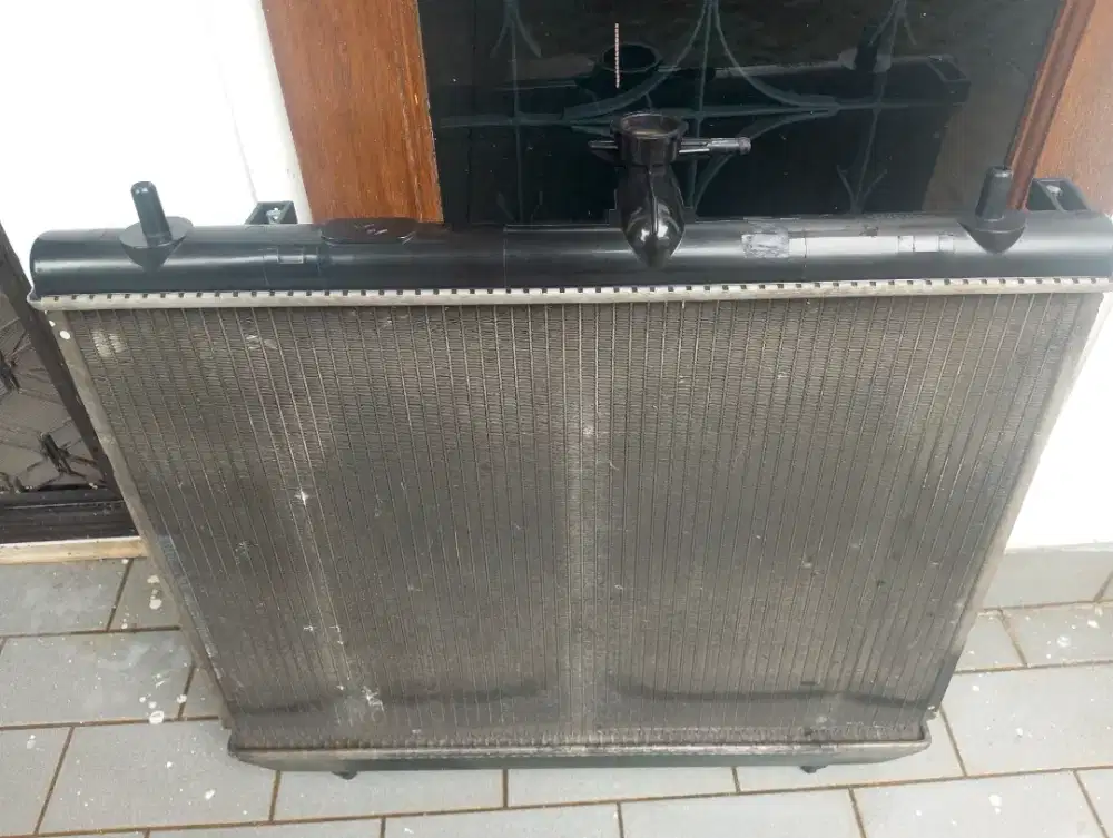 RADIATOR AVANZA 2011