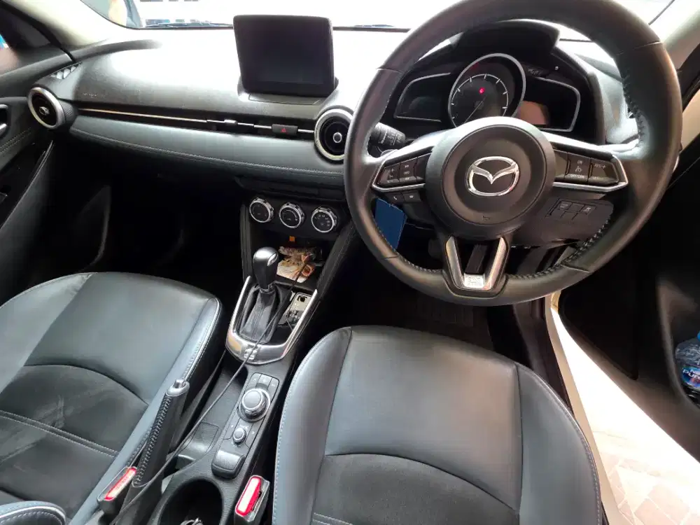 Dijual cepat AB tangan pertama Mazda 2 Sedan Matic 1500cc Skyactiv