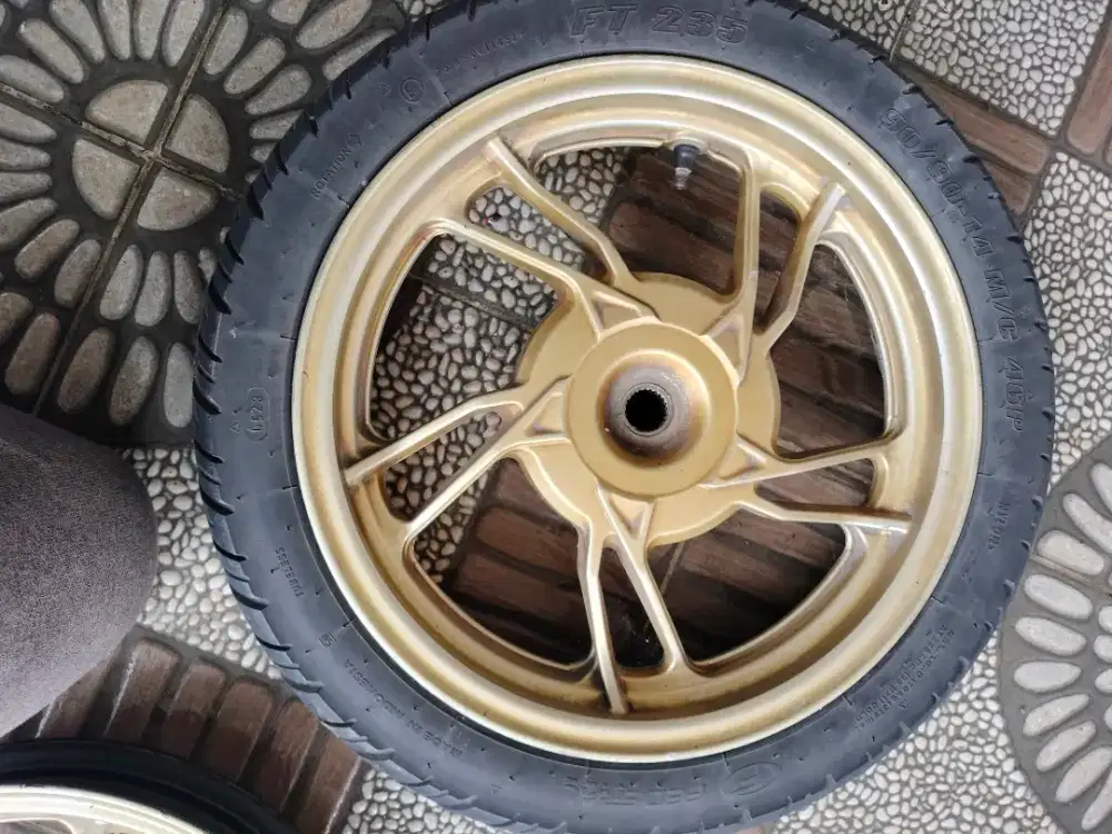 Vlg vario old barang masih bagus