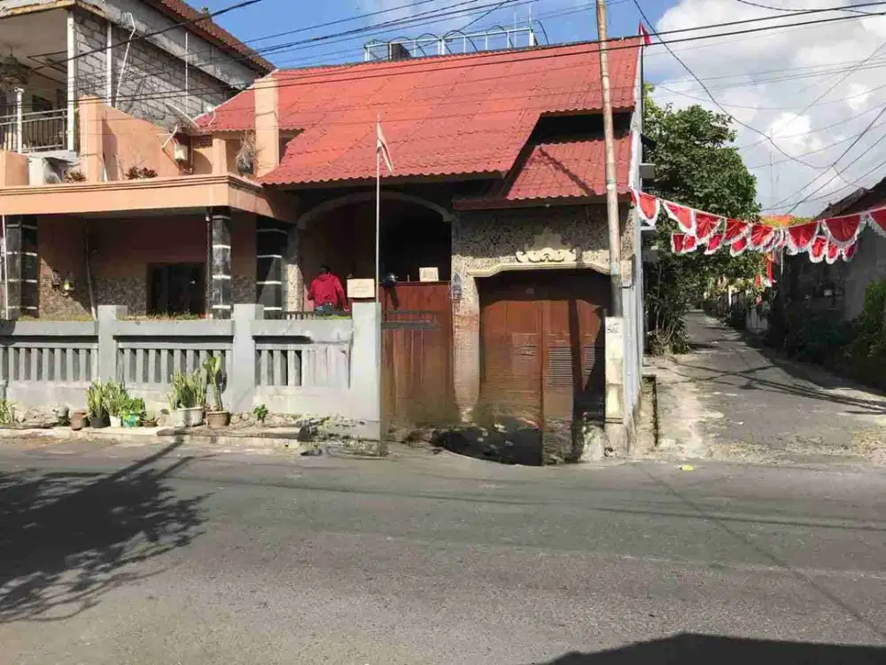 DIJUAL RUMAH LANTAI 2 LOKASI JALAN NUANSA KORI UBUNG
