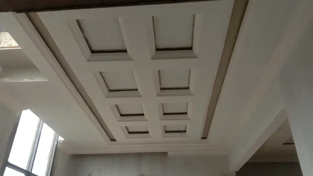 Pemasangan Partisi ruangan/plafon, listrik, dan baja ringan