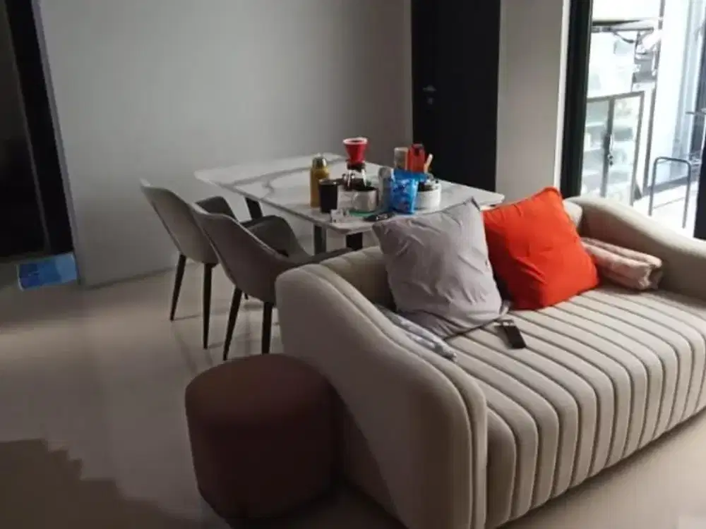 JUAL RUMAH PELICAN HILL CITRALAND , 2 LANTAI , SIAP HUNI