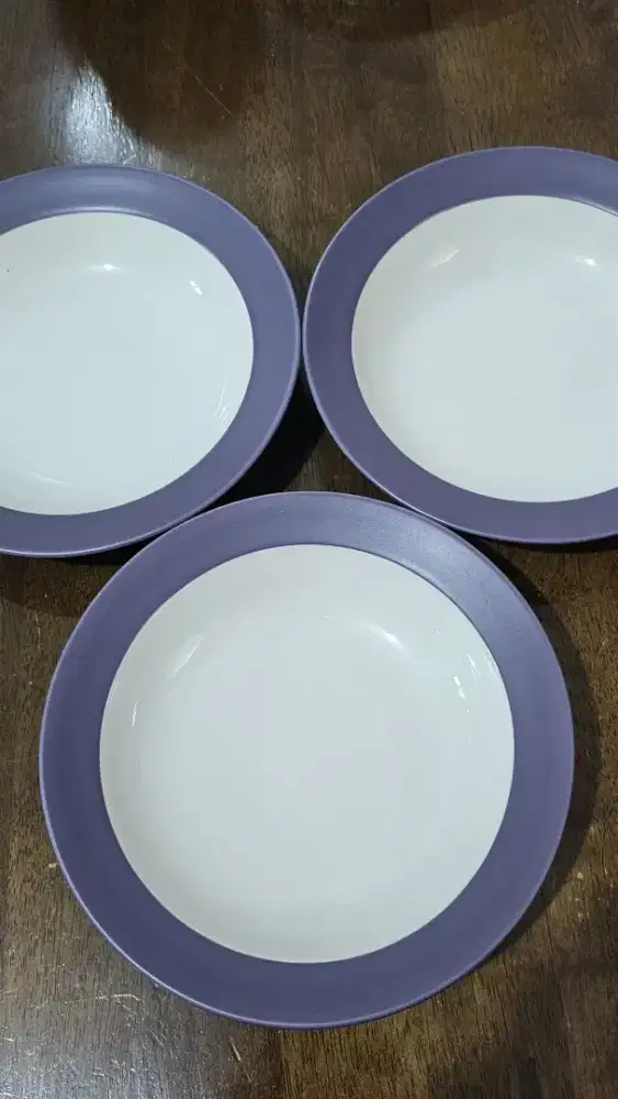 Piring set 3 buah