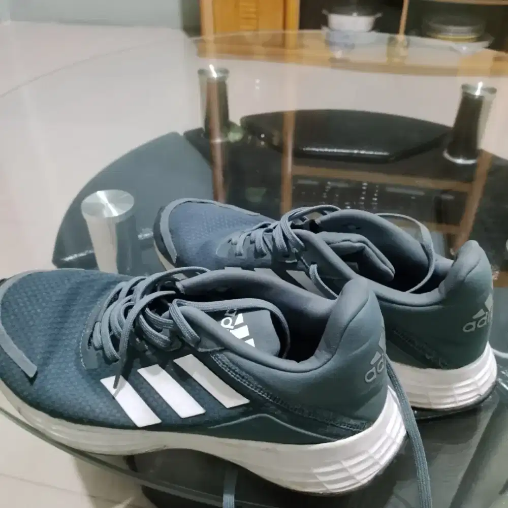 Sepatu Adidas ori