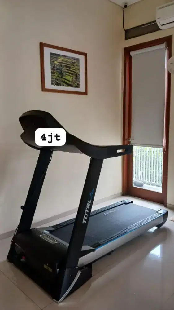 Treadmill Total Fitess