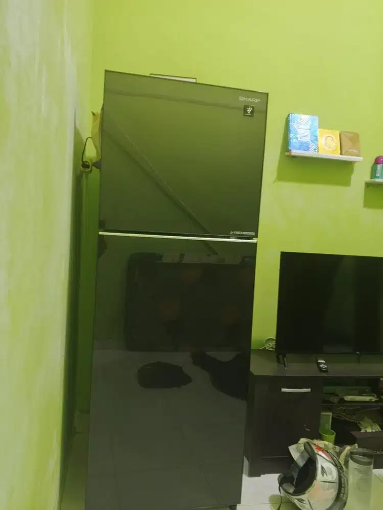 Kulkas 2 pintu shrap shine jtech inverter