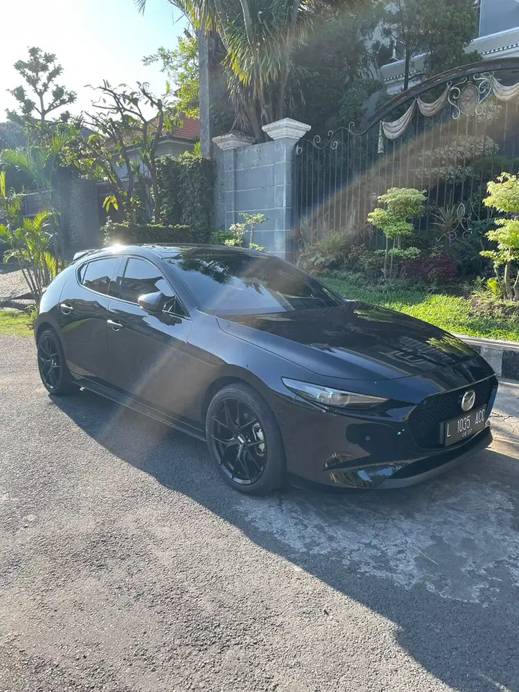 Mazda 3 Hatchback 2022 dipakai sendiri Like New