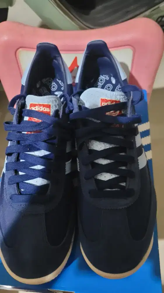 DIJUAL SEPATU ADIDAS SL 72 RS