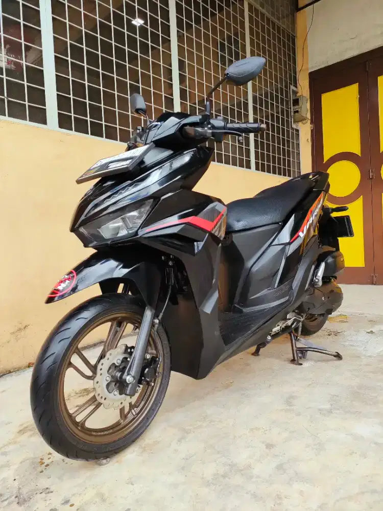 Honda Vario / Vario 125 Fi 2023, Black Premium Metalic, Unit Mulus.