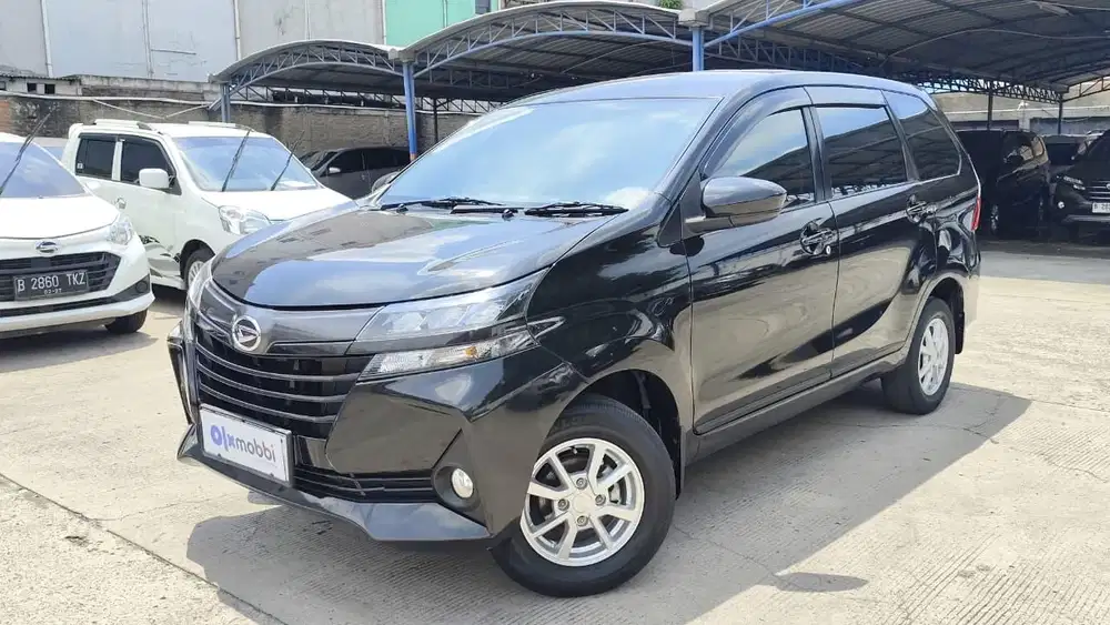Pajak Panjang - Daihatsu Xenia 1.3 X Bensin-MT 2022