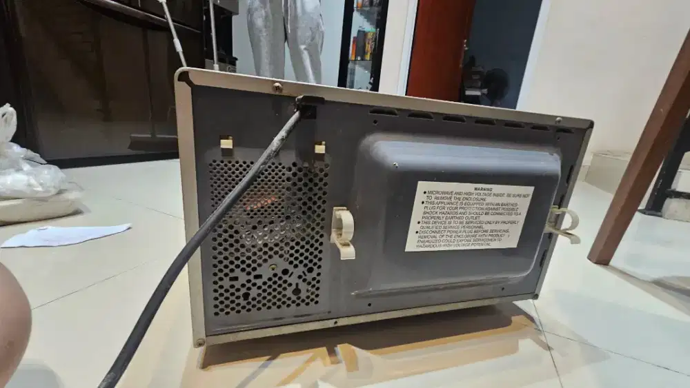 MICROWAVE ELECTROLUX EMS20405X