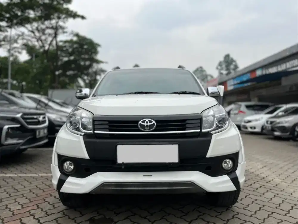TERMURAH!! TOYOTA RUSH 1.5 S TRD SPORTIVO MATIC 2015 PUTIH