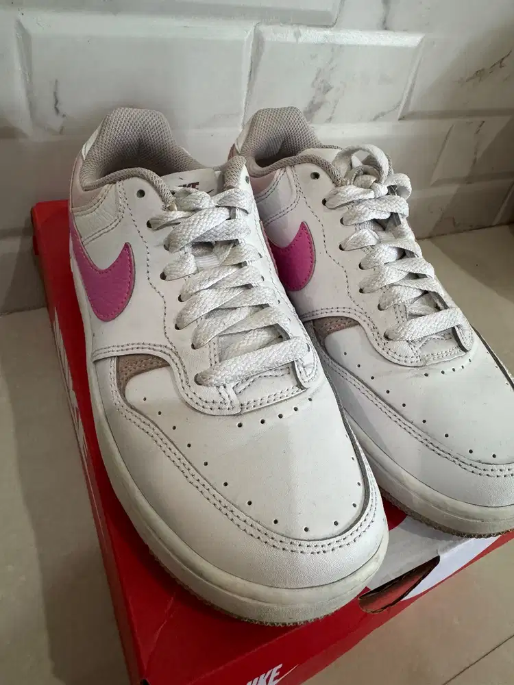 Sepatu Nike Gamma Force