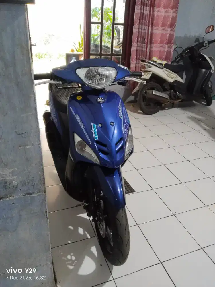 Di jual motor mio Sporty tahun 2004  tangan ke 2 no minus pajak hidup