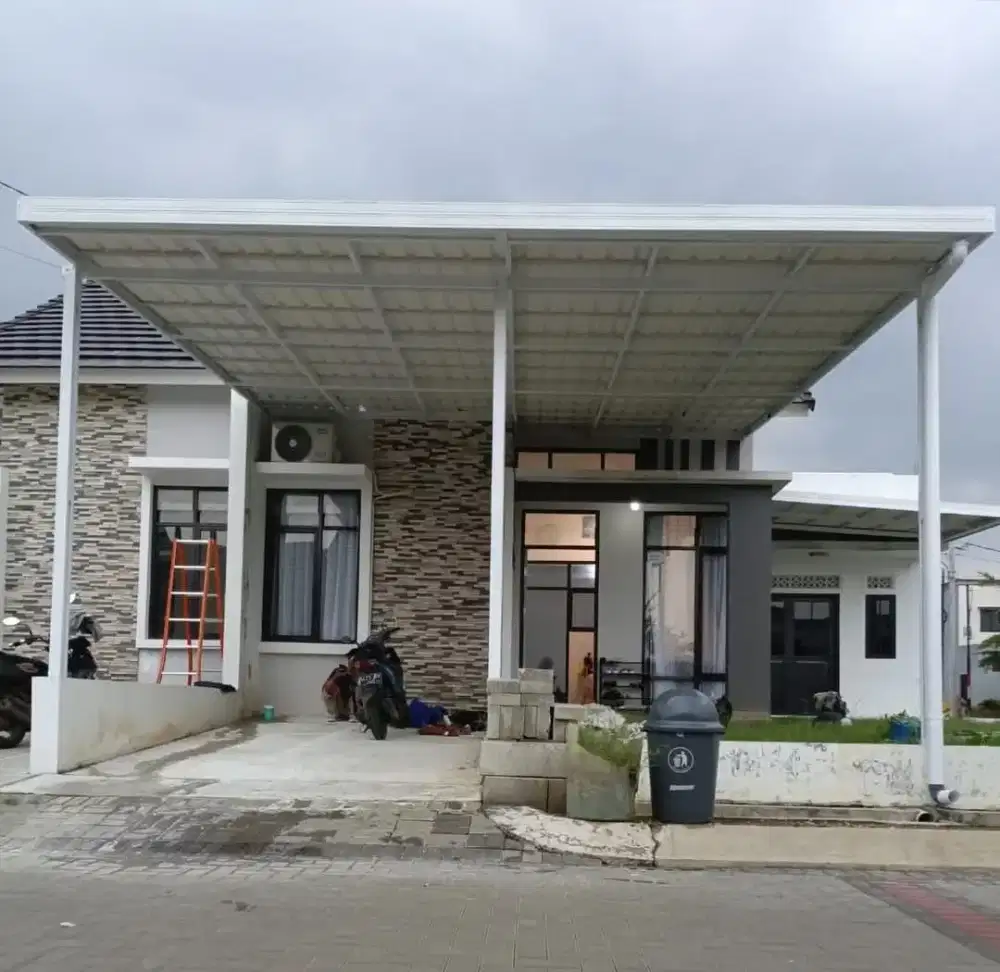 Pemasangan kanopi alderon