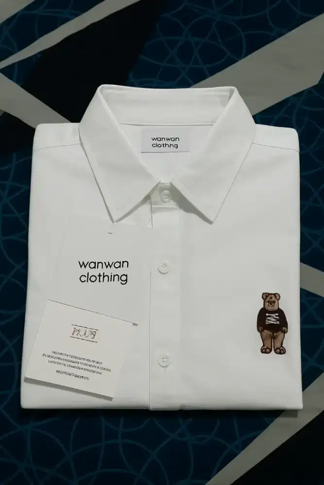 Kemeja Putih Wanwan Clothing