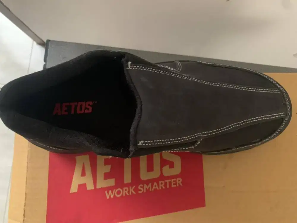 SEPATU SAFETY AETOS XEON SLIP ON LOW CUT 813008 SEPATU SAFETY AETOS XE